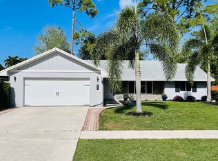 851 Citrus Pl, Wellington, FL 33414