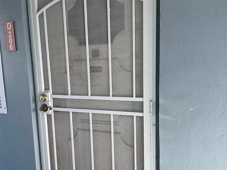 315 North Cswy #D206 — Photo 2