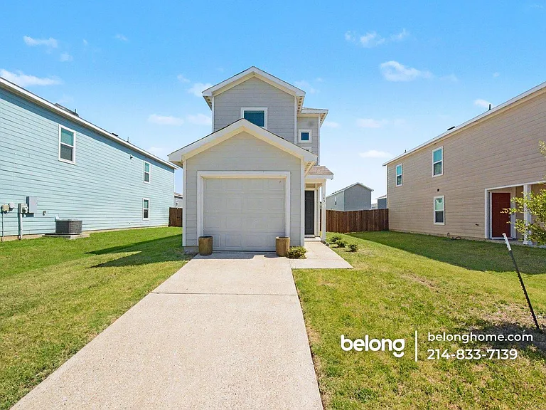143 Plumcove Dr — Photo 2