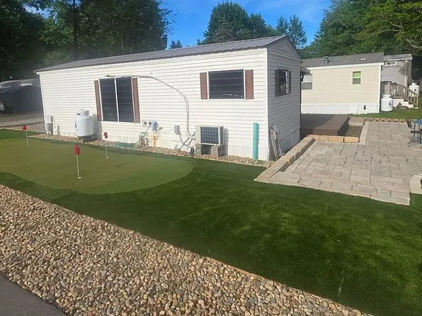 2745 136th Ave #467, Hopkins, MI 49328