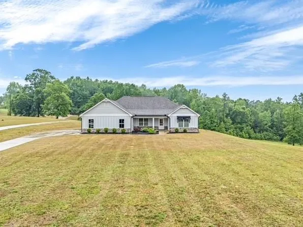 285 Lee Road 852, Opelika, AL 36804