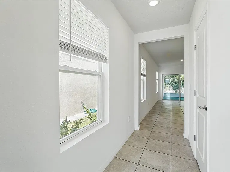 5079 Royal Point Ave — Photo 11