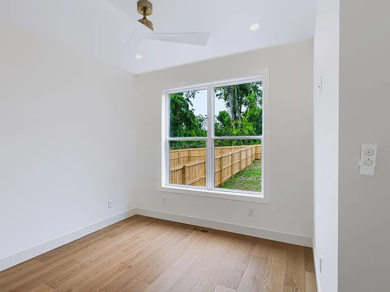 2113 Herman St — Photo 20