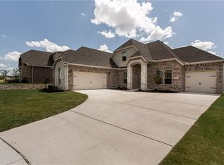 205 White Oak Ct, Crowley, TX 76036