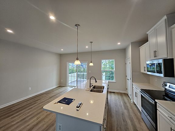 4th image of 8828 Stevenson Ln