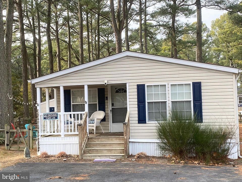 1st image of 26586 Barn Ln #9