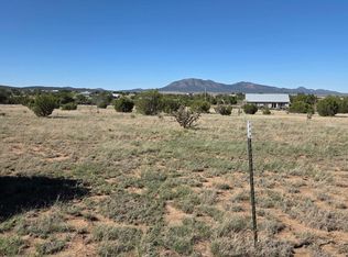 32 Woodline Dr, Edgewood, NM 87015