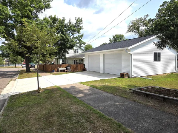 104 E River St, Tomahawk, WI 54487