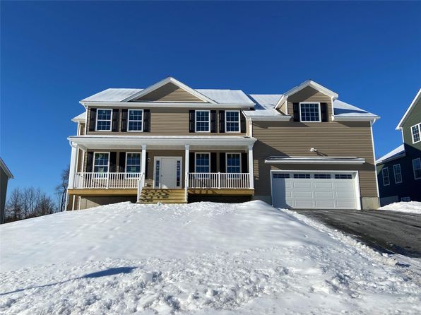 25 Dartmouth Dr