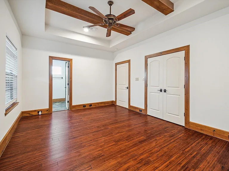 3614 Lancashire Ln — Photo 37