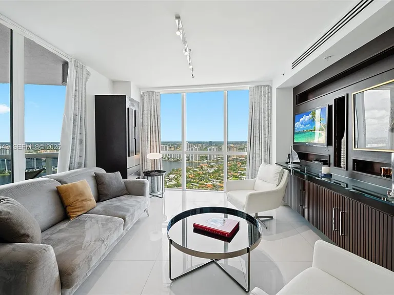 18201 Collins Ave #5201 — Photo 27