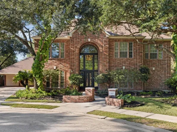 2831 Hazy Hillside Ct, Kingwood, TX 77345