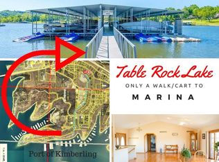 25 Crestview St, Kimberling City, MO 65686