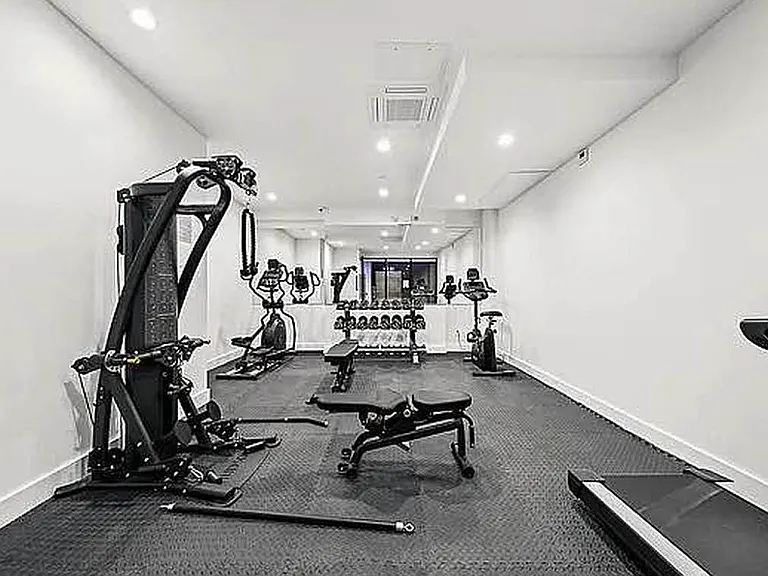 23-33 Astoria Blvd #Penthouse 1 — Photo 16