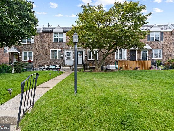 2nd image of 430 Rively Ave