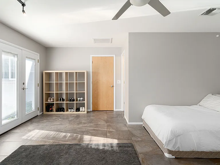 Master bedroom 1
