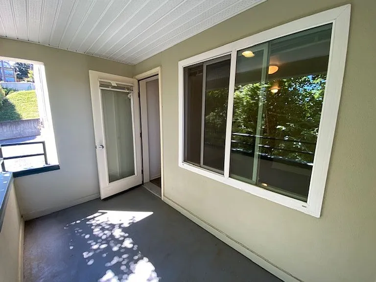 6th Ave Apartments — Photo 51