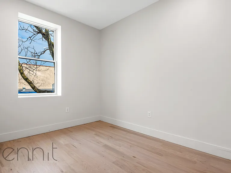 893 4th Ave #3L — Photo 8