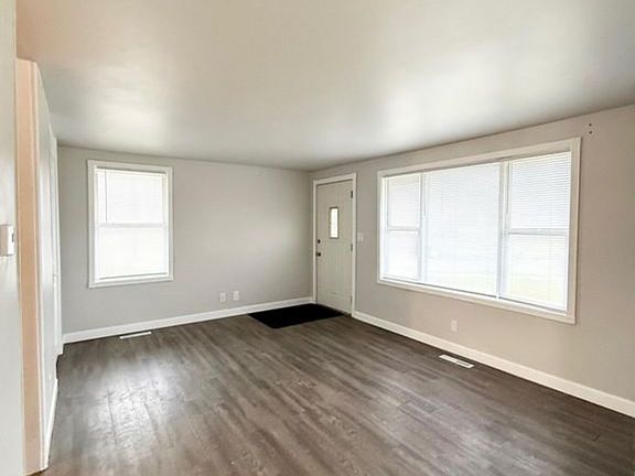 4th image of 123 Parkview Ave #A