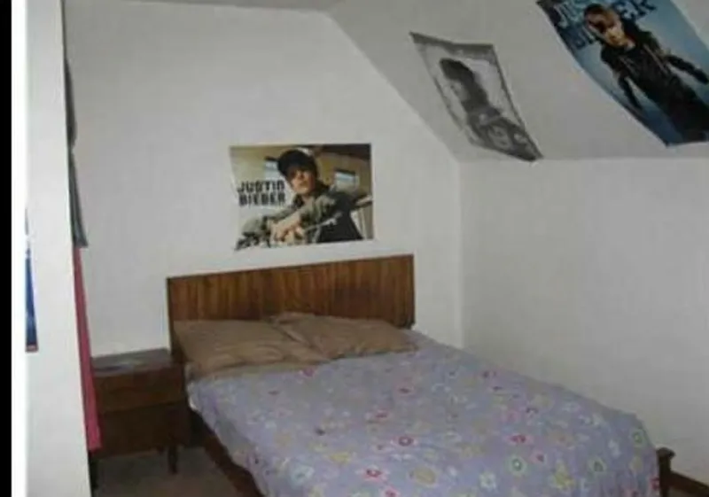 Thumbnail 11
