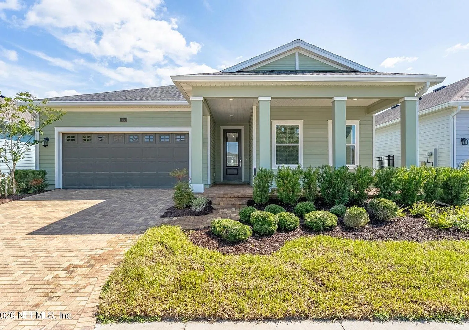 Spacious 4-Bedroom Home in Shearwater with Fenced Backyard & Screened Lanai — Photo 2