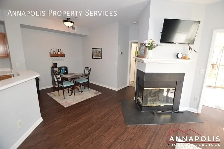 60 Sandstone Ct #H — Photo 6