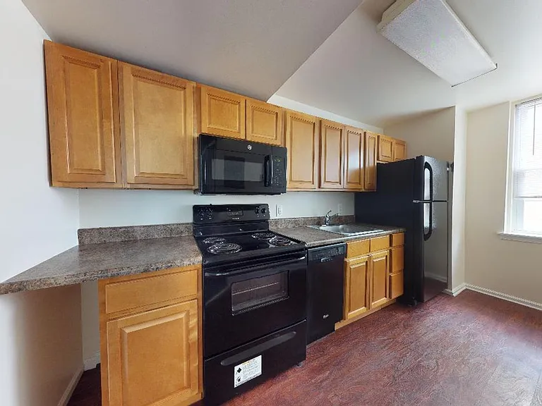 West Penn Suites — Photo 10