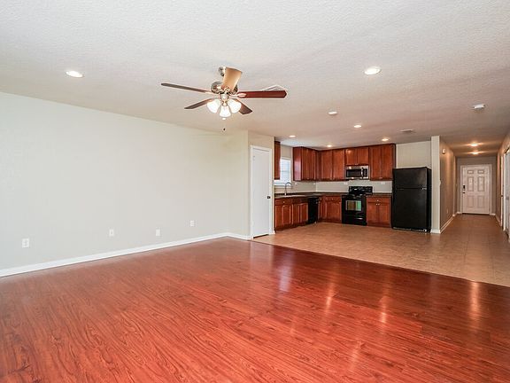 5th image of 3230 Sunbird Bay