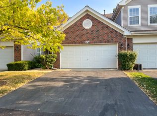 2136 Peach Tree Ln, Algonquin, IL 60102