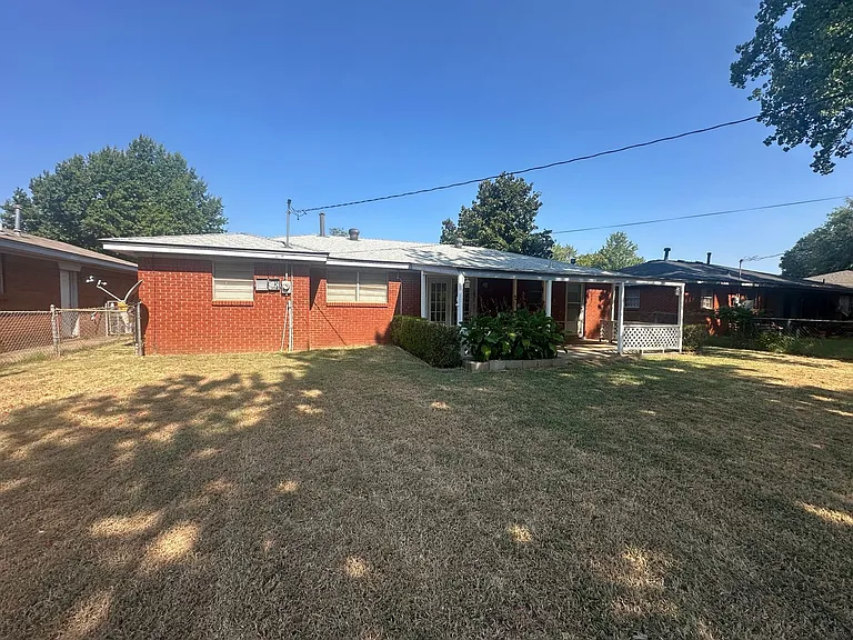 2524 Eagle Dr — Photo 25