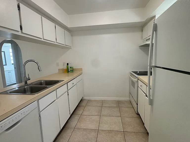 833 Cape Coral Pkwy W #5 — Photo 13