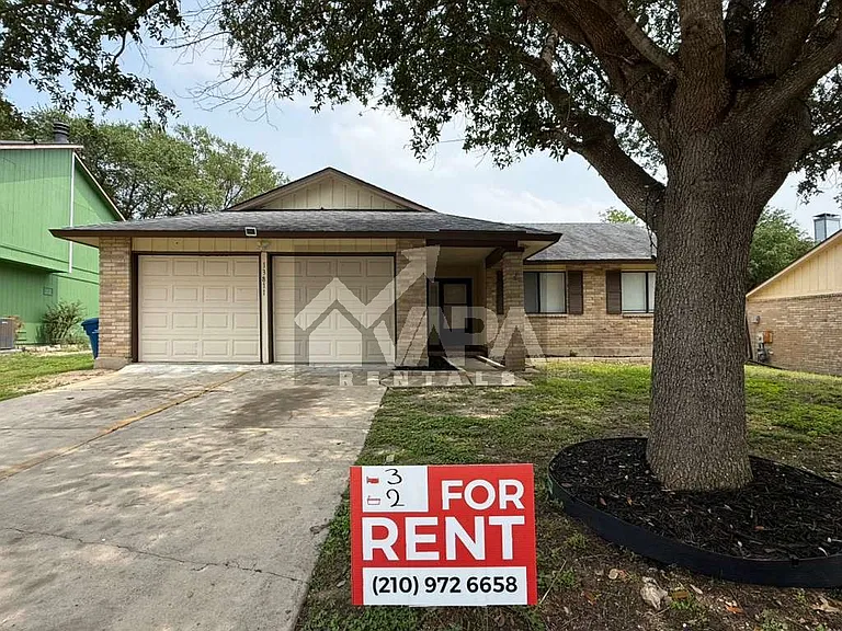 13811 Flairwood St — Photo 2