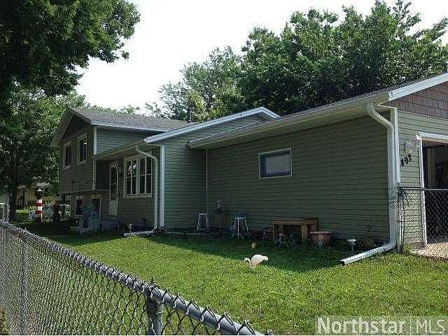 2nd image of 492 Ada St