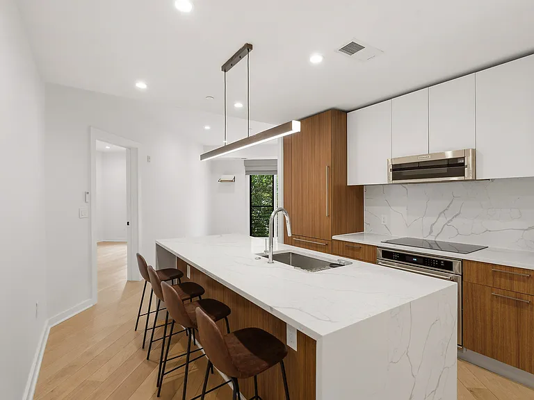 7700 Georgia Ave NW #204 — Photo 4