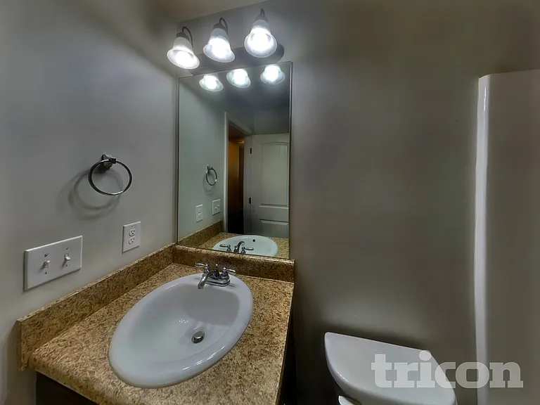 217 Adeline Ln — Photo 14
