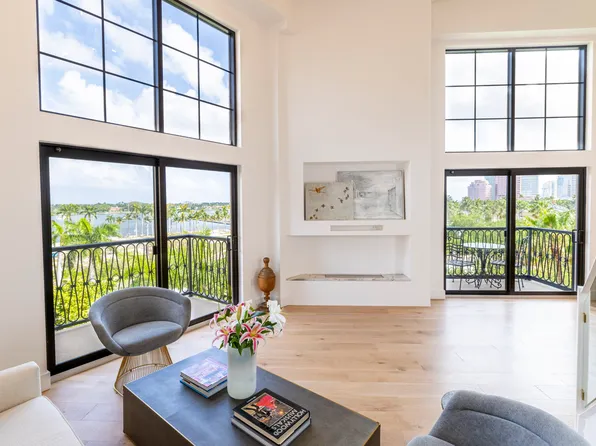 101 N Clematis St, West Palm Beach, FL