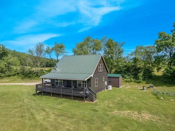 675 Braddock Rd, Athens, PA 18810