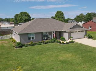 399 Mount Pelia Rd, Martin, TN 38237