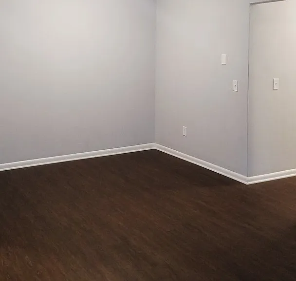 5216 E Lake Rd — Photo 2