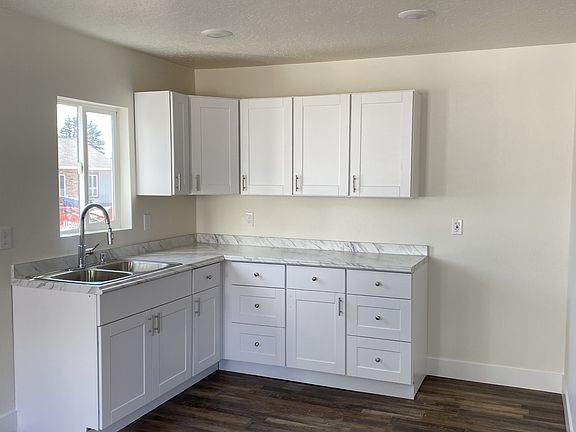 2nd image of 540 Jefferson St #11371431