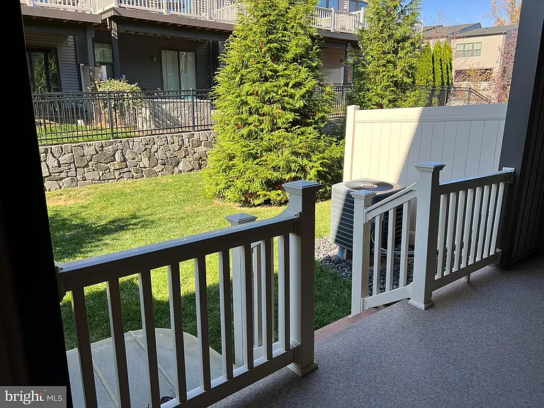 3152 Goldenwave Ct — Photo 22