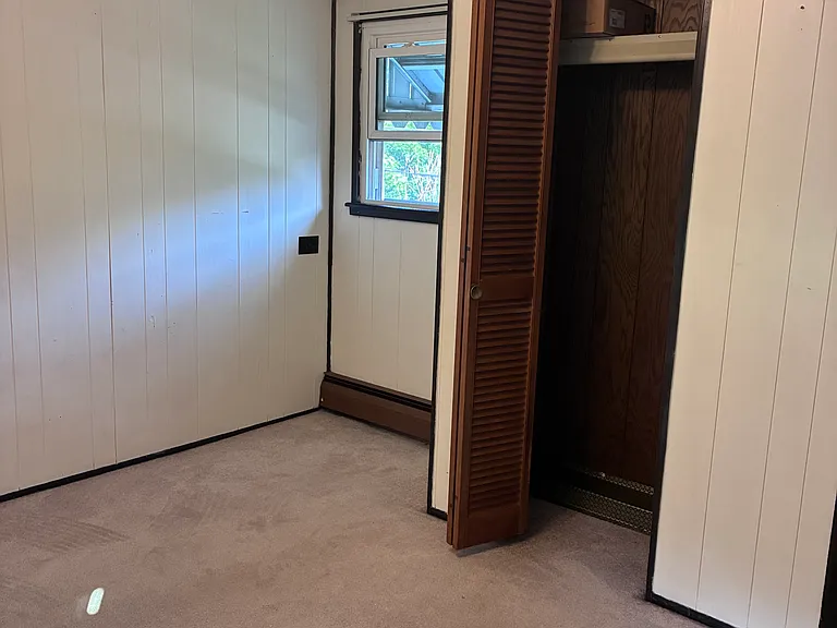 813 N Main St — Photo 16