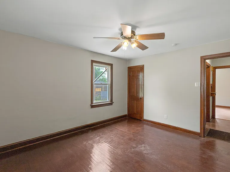 7007 Paisley Dr — Photo 13