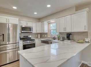7164 S Madison Ct, Franklin, WI 53132
