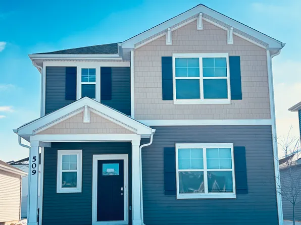 509 Oak Opening Dr, Stoughton, WI 53589