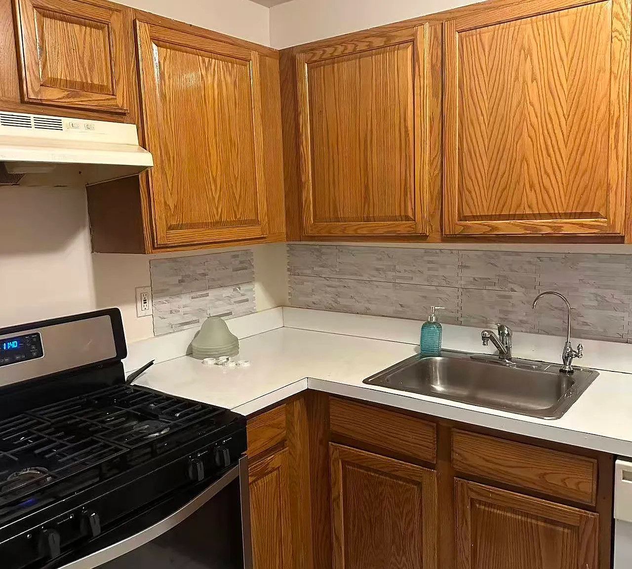 3 bed, 1210 sqft, $2,900 — Photo 1