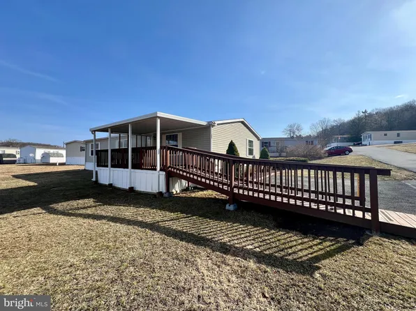 304 Frieden Mnr, Schuylkill Haven, PA 17972