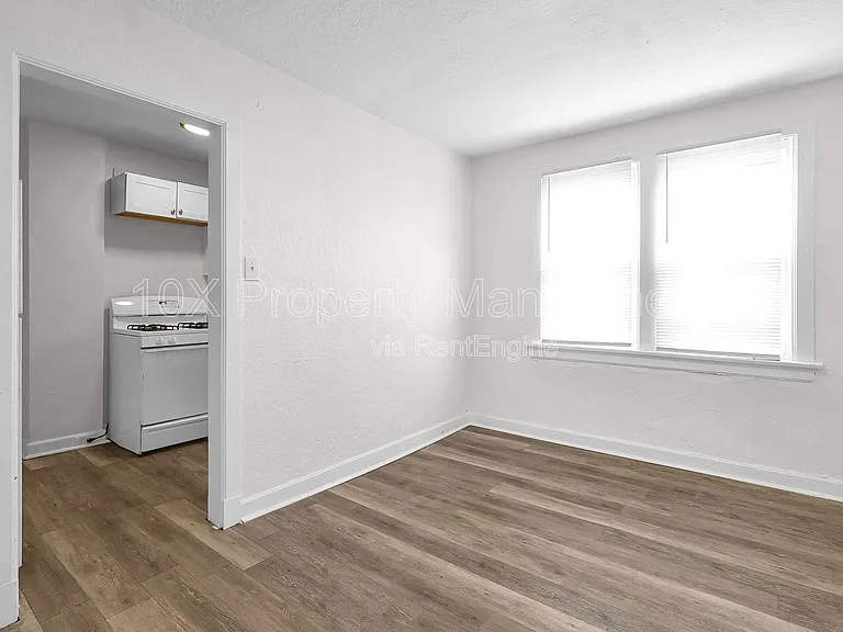 940 Geers Ave — Photo 9
