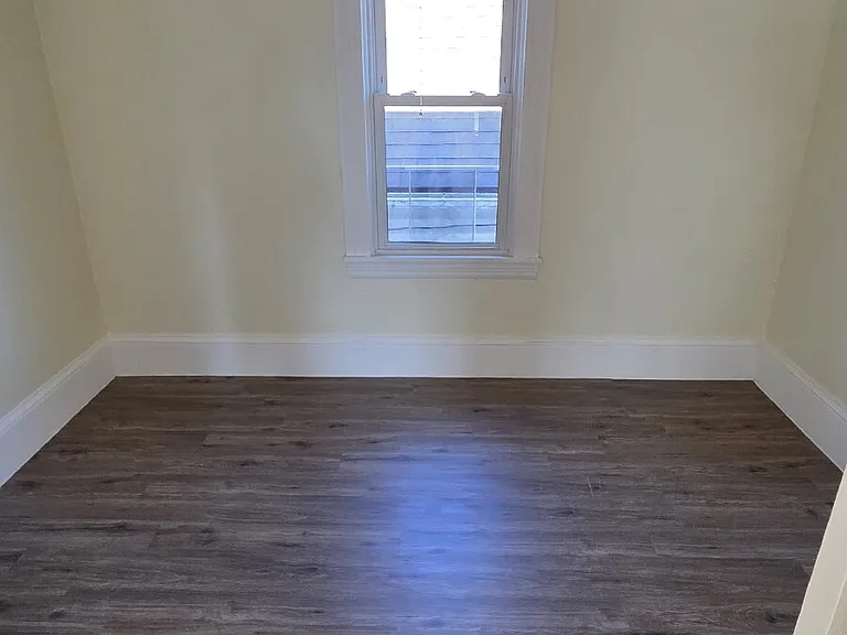 3217 Colburn Ave — Photo 11