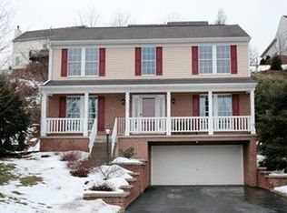 2044 Stagecoach Dr, South Park, PA